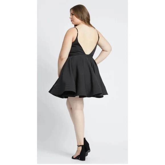 Mac Duggal Dress, Black, Size 20W - Picture 4 of 6